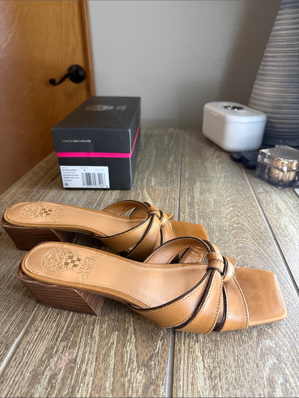 Vince Camuto Tan Leather Knotted Square-Toe Slide Mules - Picture 4 of 5